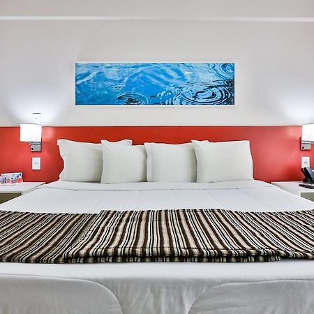 Ramada Hotel & Suites Campos Pelinca Campos dos Goytacazes Zewnętrze zdjęcie