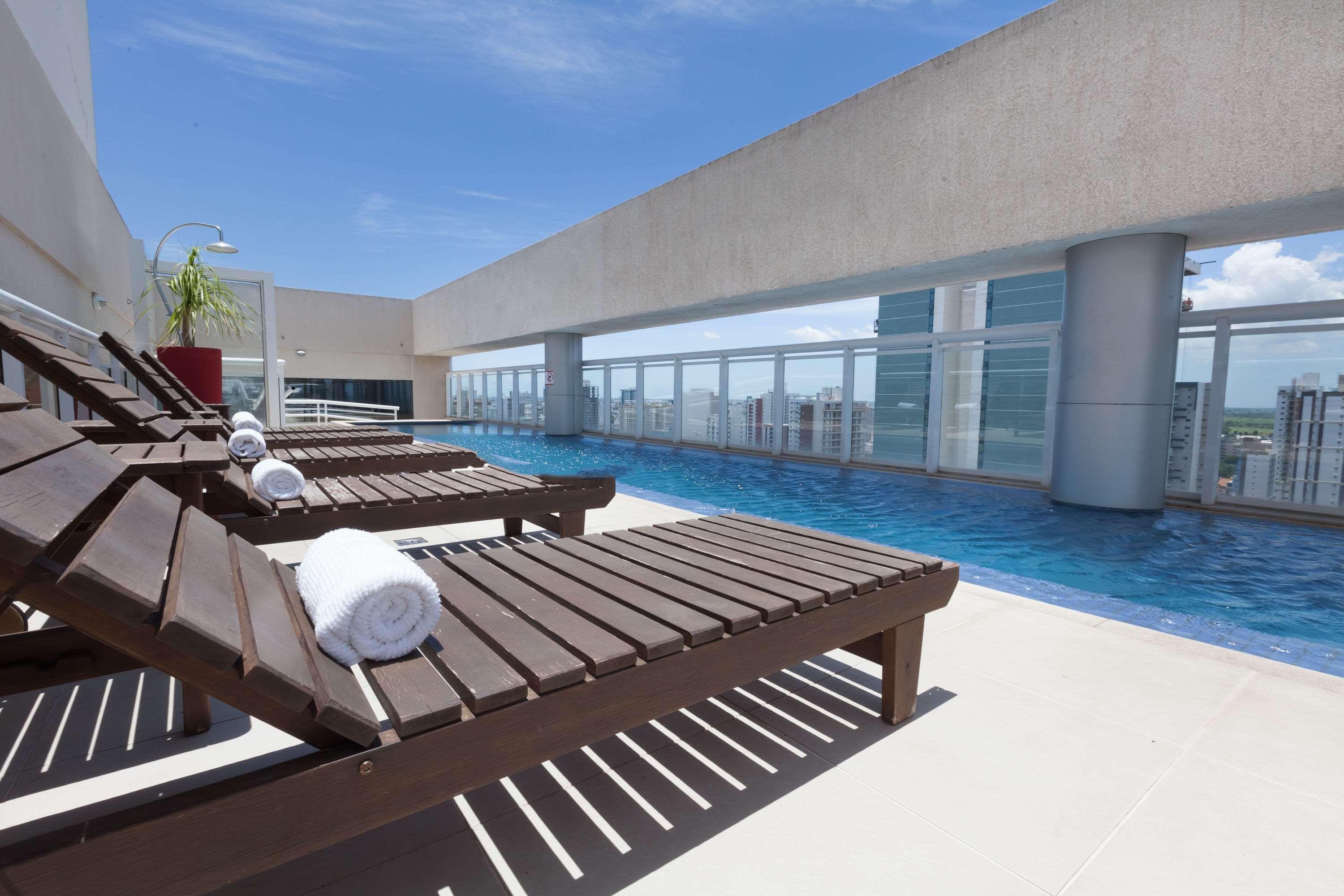 Ramada Hotel & Suites Campos Pelinca Campos dos Goytacazes Zewnętrze zdjęcie