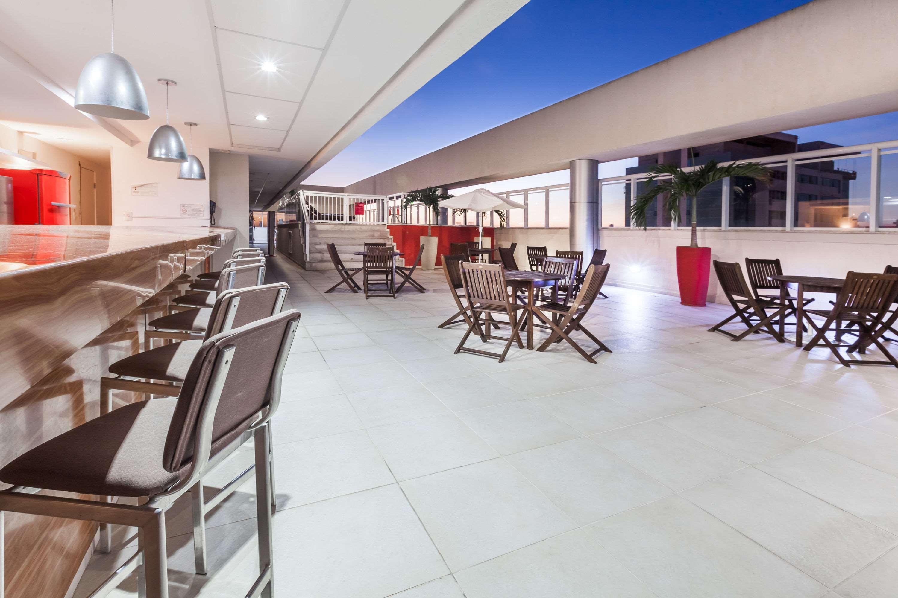 Ramada Hotel & Suites Campos Pelinca Campos dos Goytacazes Zewnętrze zdjęcie