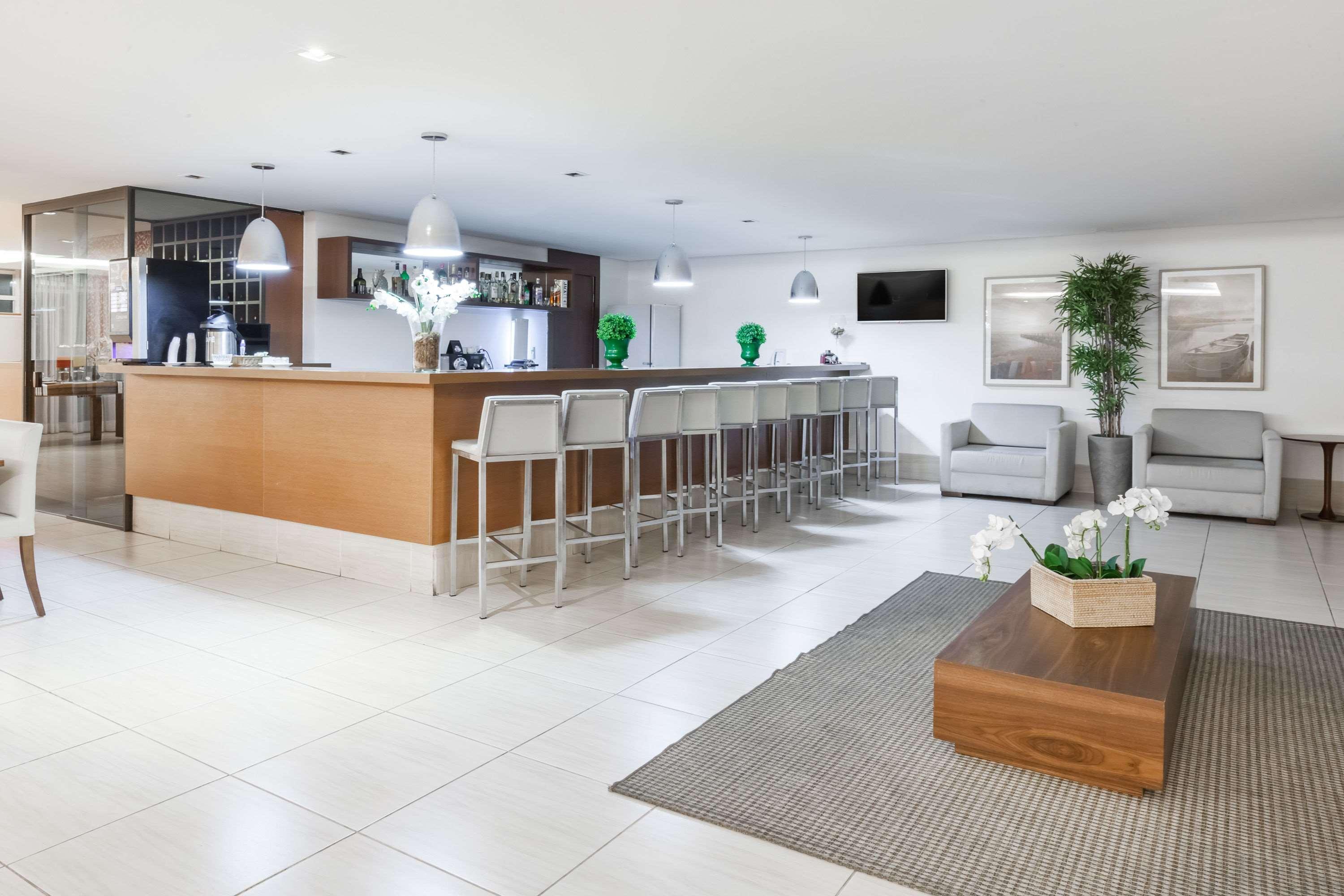 Ramada Hotel & Suites Campos Pelinca Campos dos Goytacazes Zewnętrze zdjęcie